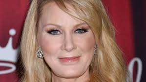 Sandra Lee's Advice For Planning A Good Galentine's Day Menu