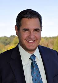 I Love a Man in a Uniform: Bill Henderson Interview