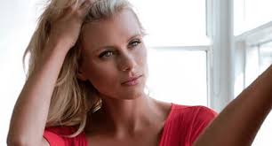 Danica Patrick Drags Aaron Rodgers To Apple Orchard, Bilzerian's Girls  Rolling On The Beach & Ravens Proposal