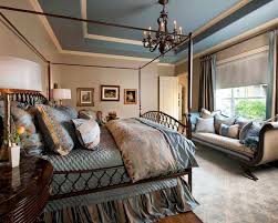These 30 bedrooms use blue to create spaces that infuse tranquillity and calm into your downtime. Blue And Beige Master Bedroom Klassisch Schlafzimmer Dallas Von Rhonda Vandiver White
