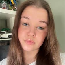 Hi is anywhere open tomorrow for key cutting?