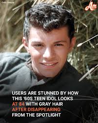 This '60s heartthrob was very popular but THEN DISAPPEARED FROM THE  SPOTLIGHT.😳 What happened to him and how he looks now, WHICH LEFT FANS  SPEECHLESS, is revealed in the comments below.👇