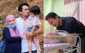 Segala teka teki mengenai siapa gerangan bakal isteri pelakon saharul ridzwan terjawab apabila pelakon tersebut telah. Ali Dapat Adik Girl Isteri Selamat Bersalin Saharul Ridzwan Timang Cahaya Mata Kedua Gempak