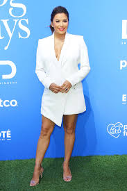 For the modern woman discover the collection. Grosse Gewicht Co Das Sind Die Masse Der Stars Gala De