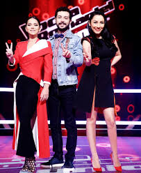 Cel mai mult şi cel mai mult caut charismă şi atitudine pe scenă, în paralel cu voci bune. Emisiunea Vocea Romaniei Junior Incepe Din News Ro