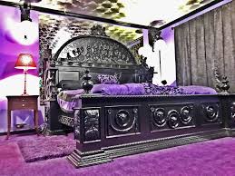 A truly luxurious one of a kind gothic bed that is sure to make a statement. Gothic King Bed By Mbw Furniture