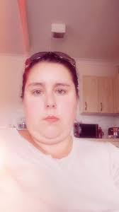 Vickie Bott's Instagram, Twitter & Facebook