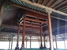 Hal ini dikarenakan shm memiliki kasta tertinggi dan memberikan status hukum paling kuat bagi pemiliknya. Jual Rumah Joglo Dan Limasan Kayu Jati Untuk Villa Hunian Pendopo Dll