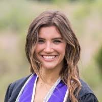 Paige Cummings's Instagram, Twitter & Facebook