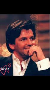 May the new day bring you a great mood and wonderful Thomas music.💯💝🎵💖  Good morning to all band friends 💛💚❤️🇱🇹