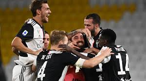 Juventus fc 2007/2008 home football shirt jersey italy. Juventus Extend Run As Europe S Most Dominant Team With Ninth Consecutive Serie A Crown Goal Com