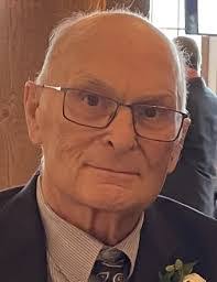 Adam Diltz's Instagram, Twitter & Facebook