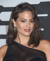 Trendy medium length haircuts with layers. 29 Best Mid Length Hair Ideas British Vogue
