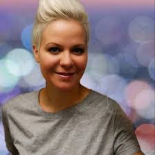 Christie Piper's Instagram, Twitter & Facebook