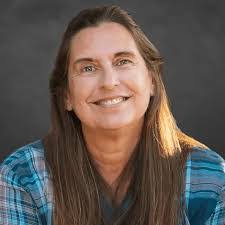 Gillian Koch's Instagram, Twitter & Facebook