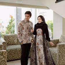 Ini dia padu padan hijab yang tepat dengan gamis warna merah marun. Couple Batik Gamis Cardy Tutu Glamour Mewah Kondangan Pesta Anak Muda Baju Lamaran Tunangan Murah Lazada Indonesia
