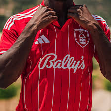 Forest Signs Gambling Sponsor! What Does This Mean for the Premier League? - Imagen principal del artículo