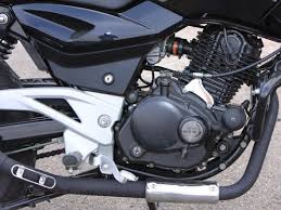 This ultimate looking bike is the premium entry level segment machine of bajaj. Bajaj Pulsar 180 Price 2021 April Offers Images Mileage Reviews
