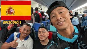 Doña Rosa Vilma Sierra, una abuela de 76 años, viaja hacia Madrid a través  de Palmerola