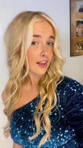 Julie Heiser's Instagram, Twitter & Facebook