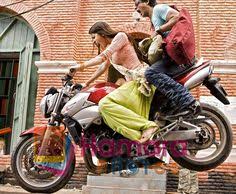 Berkat kepintaran dan kerajinan yang ia miliki membuat suri menjadi murid kesayangan salah satu gurunya. 300 Bolly Rob Ne Bana Di Jodi 2008 Ideas Shahrukh Khan Bollywood Shah Rukh Khan Movies