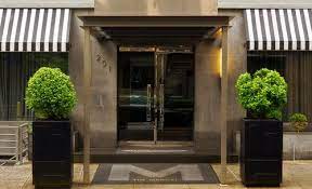 Love The Mixed Materials Metal And Fabric Awnings With A Splash Of Verdure Gramercy Park Nyc Awning Fabric Awning
