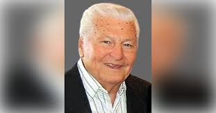 Allen Moeller's Instagram, Twitter & Facebook