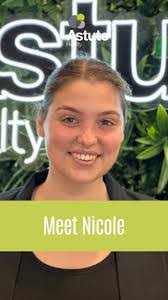 Deric Harris's Instagram, Twitter & Facebook