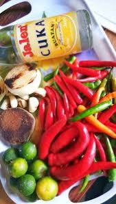 This delicious and aromatic sambal belacan is worth whipping out your pestle and mortar for. Resepi Sambal Belacan Ala Thai Sedap