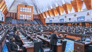 Dewan negara atau senat merupakan dewan tertinggi dalam sistem pemerintahan negara kita. Dewan Rakyat Dewan Negara Dewan Rakyat Vs Dewan Negara Latar Belakang Parlimen Dewan Ikuti Sosialisasi Pilkada Badung Lapistiq