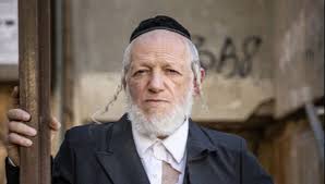כפי שפורסם, יור ארגון זקא לשעבר, יהודה משי זהב, ניסה לשים קץ לחייו בביתו שבגבעת זאב, פחות. Wie8 Bypn4lgum
