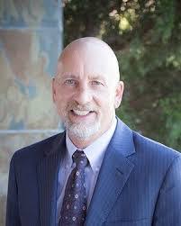 Robert Rippee's Instagram, Twitter & Facebook