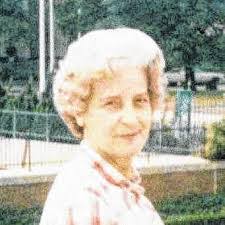 Sarah Branham's Instagram, Twitter & Facebook