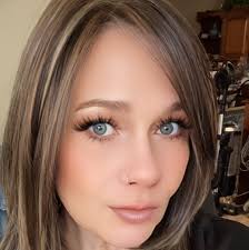 Elsa Mono is IN THE BUILDING 🚨 IS IT TUESDAY YET?! ⏰ 4:00 PST, across ALL  socials