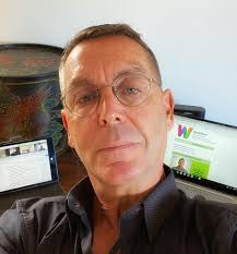 Profiling literacy and numeracy specialists