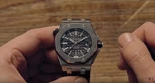 動画 腕時計を買うときに気をつけるべきこと5か条 妥協はするな 腕に巻いているのはプライドだ ダイバーズは不要 ヴィンテージは狙うな ほか 腕時計 買う オメガプラネットオーシャン