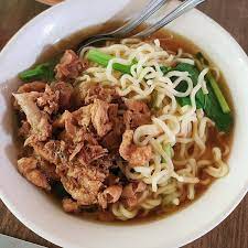 Tiap porsi mie ayamnya dicampur dengan taoge sehingga rasanya bisa lebih bervariasi. 6 Resep Mie Ayam Enak Dari Mie Ayam Solo Bangka Sampai Mie Ayam Jakarta Merdeka Com