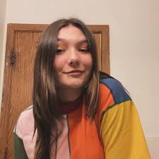 Nicole Brill (@nikkipbr)