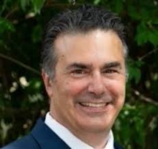 Donna Longfellow's Instagram, Twitter & Facebook