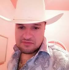 Julio Cesar Berumen‎‏ عکس نمایه‌اش...