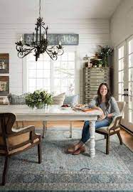 Joanna gaines home decor inspiration updated kitchen kitchen. 33 Rustic Home Decor Living Room Farmhouse Style Joanna Gaines Awesome Makeover My Fice Makeover Freehomeideas Com Farmhouse Style Dining Room Joanna Gaines Dining Room Modern Farmhouse Dining Room Decor