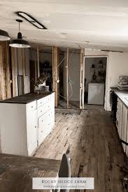 We have hundreds of single wide mobile home remodel ideas for anyone to go for. Enquetemarcada Double Wide Remodeling Our Best Tips To Remodel A Mobile Home On A Budget Mobile Home Living Remodeling Mobile Homes Home Remodeling