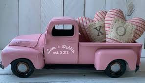 Pink Farm Truck Pink Truck Metal Farm Truck Valentines Etsy Pink Truck Farm Trucks Red Truck Decor