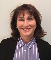 Cynthia Kaplan's Instagram, Twitter & Facebook