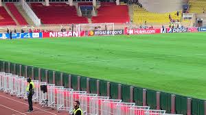 The cause of the incident is not yet known but it is not the first time he has collapsed on a football pitch. Get French Football News On Twitter Aleksandr Golovin Made His Debut For As Monaco As A Substitute Vs Nimes Tonight Looked Very Bright Seen Complaining To A Staff Member At The