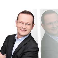 Für ubs deutschland ag in hamburg sind noch keine bewertungen abgegeben worden. Oliver Freytag Director Ubs Europe Se Xing