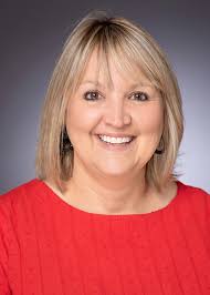 Kristie Crabtree's Instagram, Twitter & Facebook