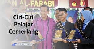 Namun demikian, pelajar mutakhir ini hanya menganggap bahawa subjek‐subjek ini lebih berorientasikan peperiksaan daripada ilmu praktikal. Ciri Ciri Pelajar Cemerlang Sahsiah Dan Peribadi Unggul