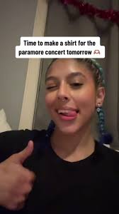 Diy paramore crop top for the concert 🫶🏽😎🧡 #nyc #paramoreconcert #msg  #paramore #lgbt @Paramore