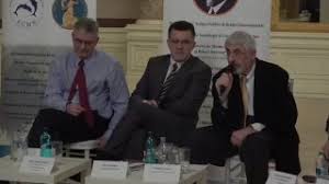 Cred ca, la vremea respectiva, stalin gasise o metoda de stapanire prin bagatul sub pamant, tarul turna apa pe ei. Dezbaterea Cu Tema Moscova Nu Crede In Lacrimi Dar Nici America Cum Va ArÄta Frontiera EsticÄ A R Youtube
